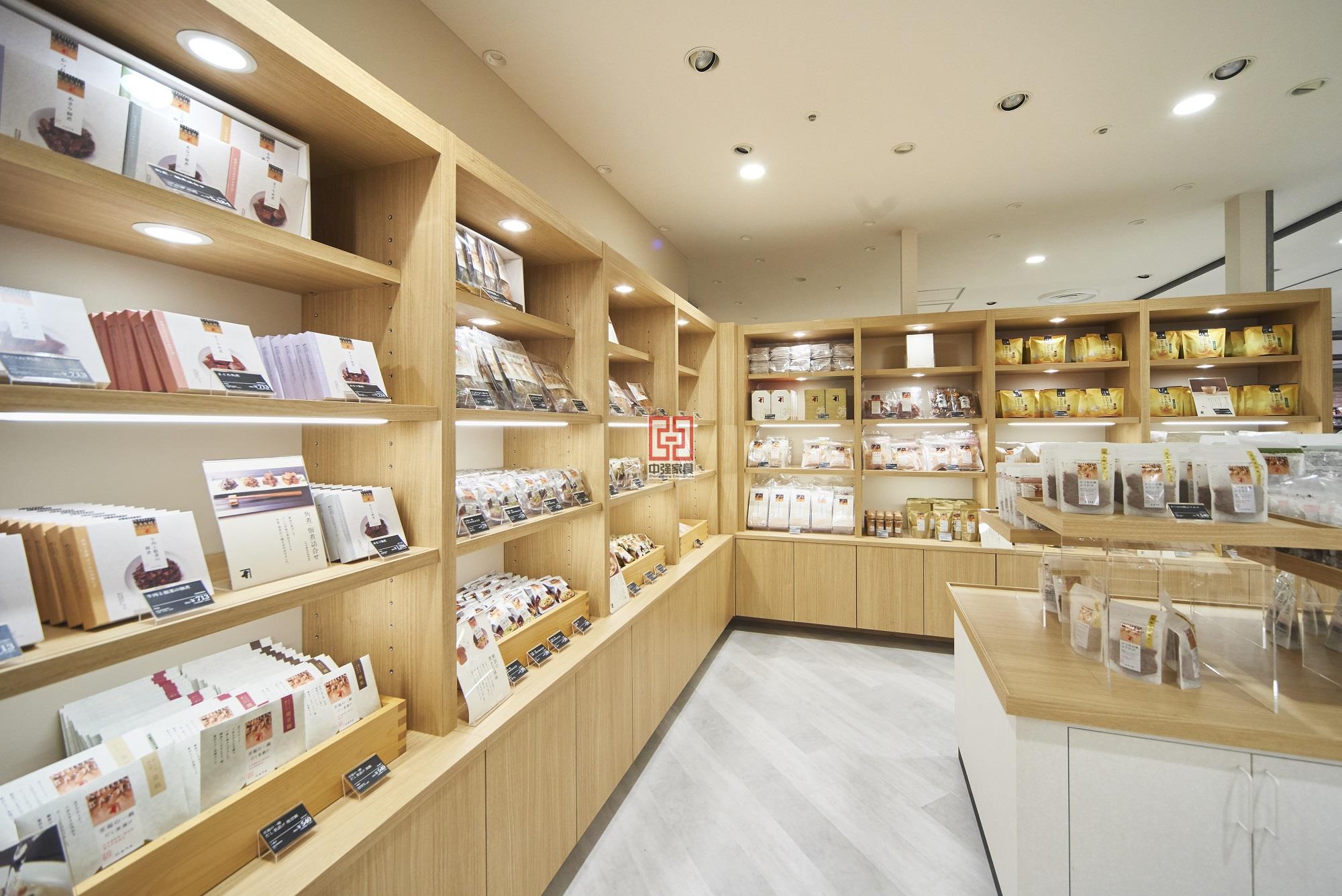 日本面包展柜專(zhuān)業(yè)定制中強(qiáng)展柜